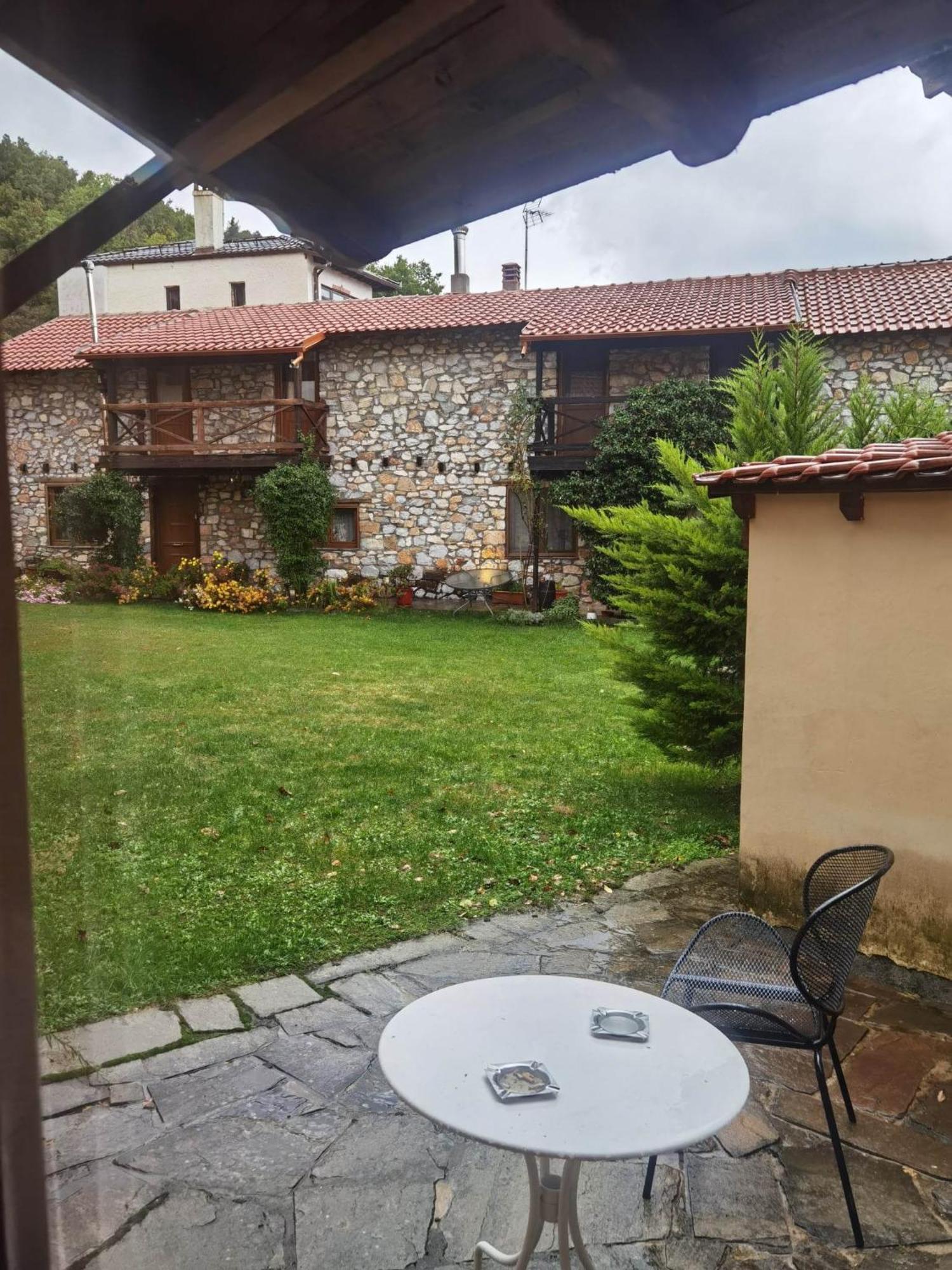 Traditional Stone Cottage In Palio Elatohori Εξωτερικό φωτογραφία